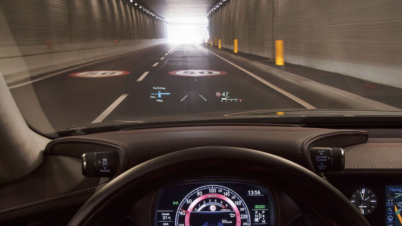 PROJEKTOR HUD