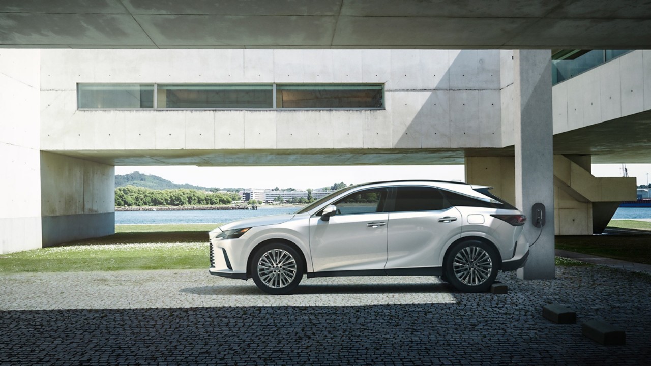 Front exterior of the Lexus NX 450h+