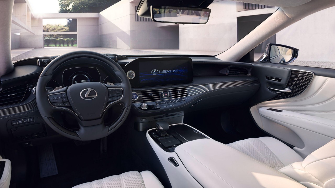 2021-lexus-ls-gallery-interior-02-1920x1080_tcm-3149-2112906