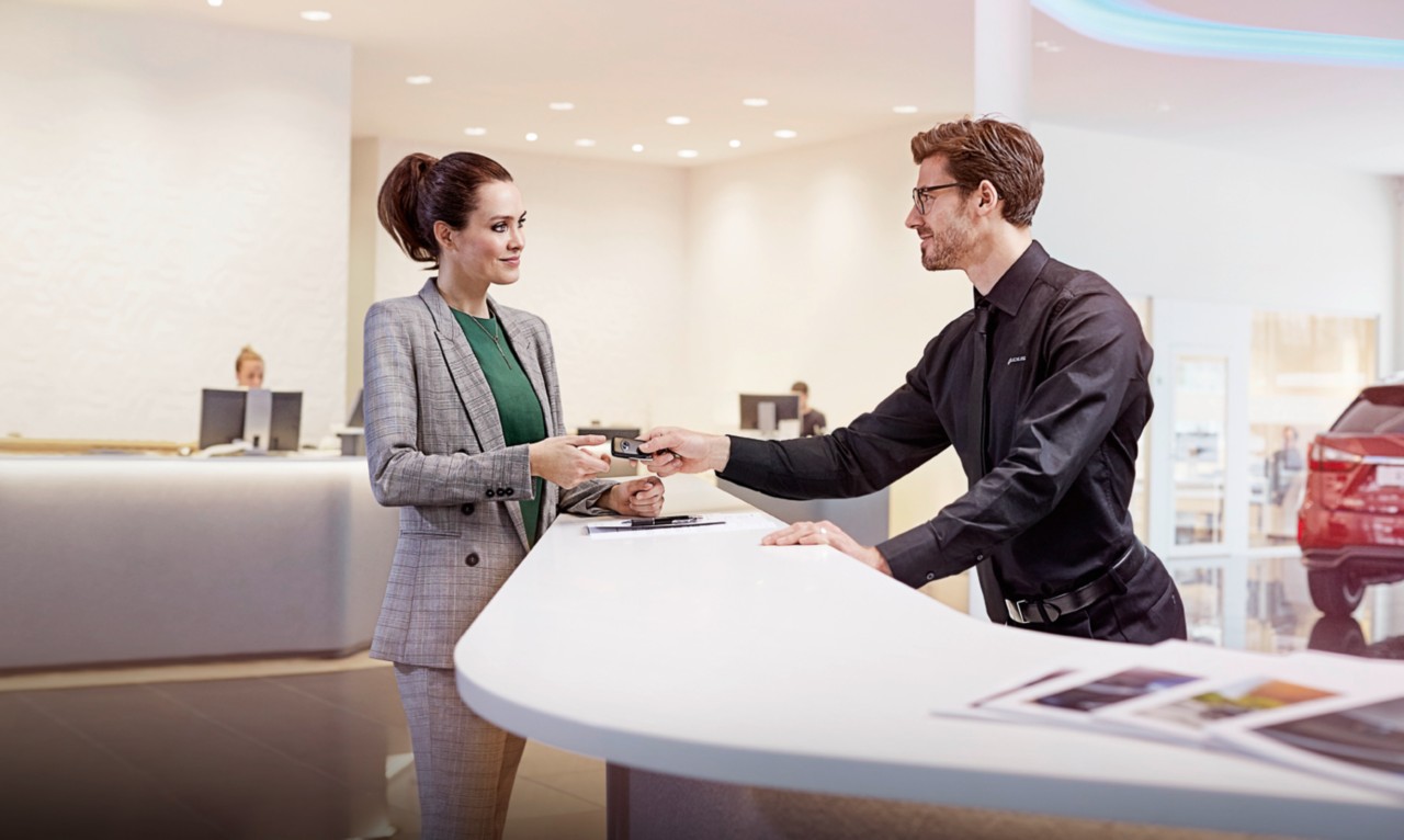 lexus_07_retail_02180824
