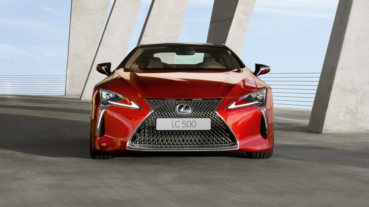 Front view of the Lexus LC 500