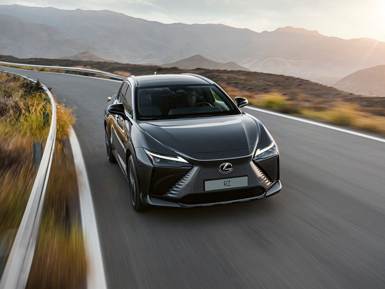 2022-lexus-rz-campaign-presales-exterior-ksp-2-powerful-and-balanced-1-4x3-1440x1080